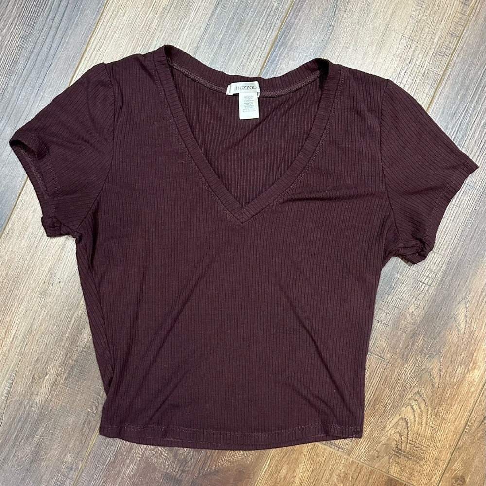 Bozzolo Women's Crop V-Neck Tee